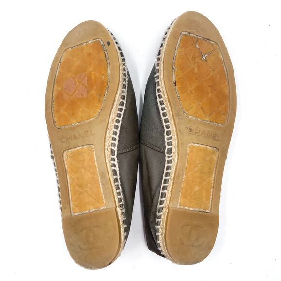 Chanel CC Espadrille Flat Gray Suede Leather Cap Toe Slip On‎ Sz 37 / 7 - Picture 11 of 14
